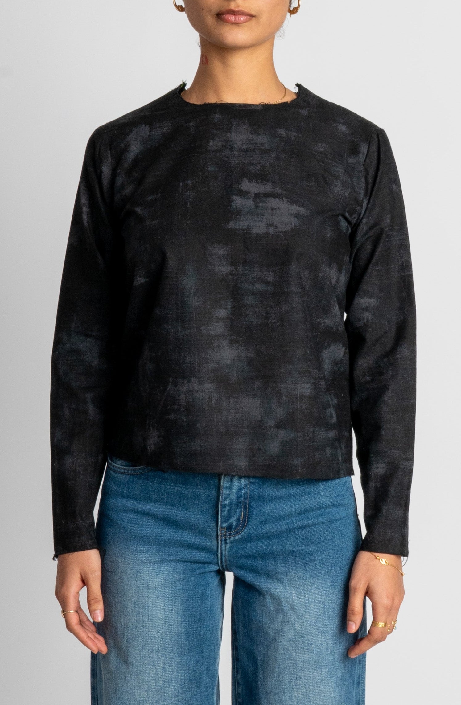 Onyx Long Sleeve Tee
