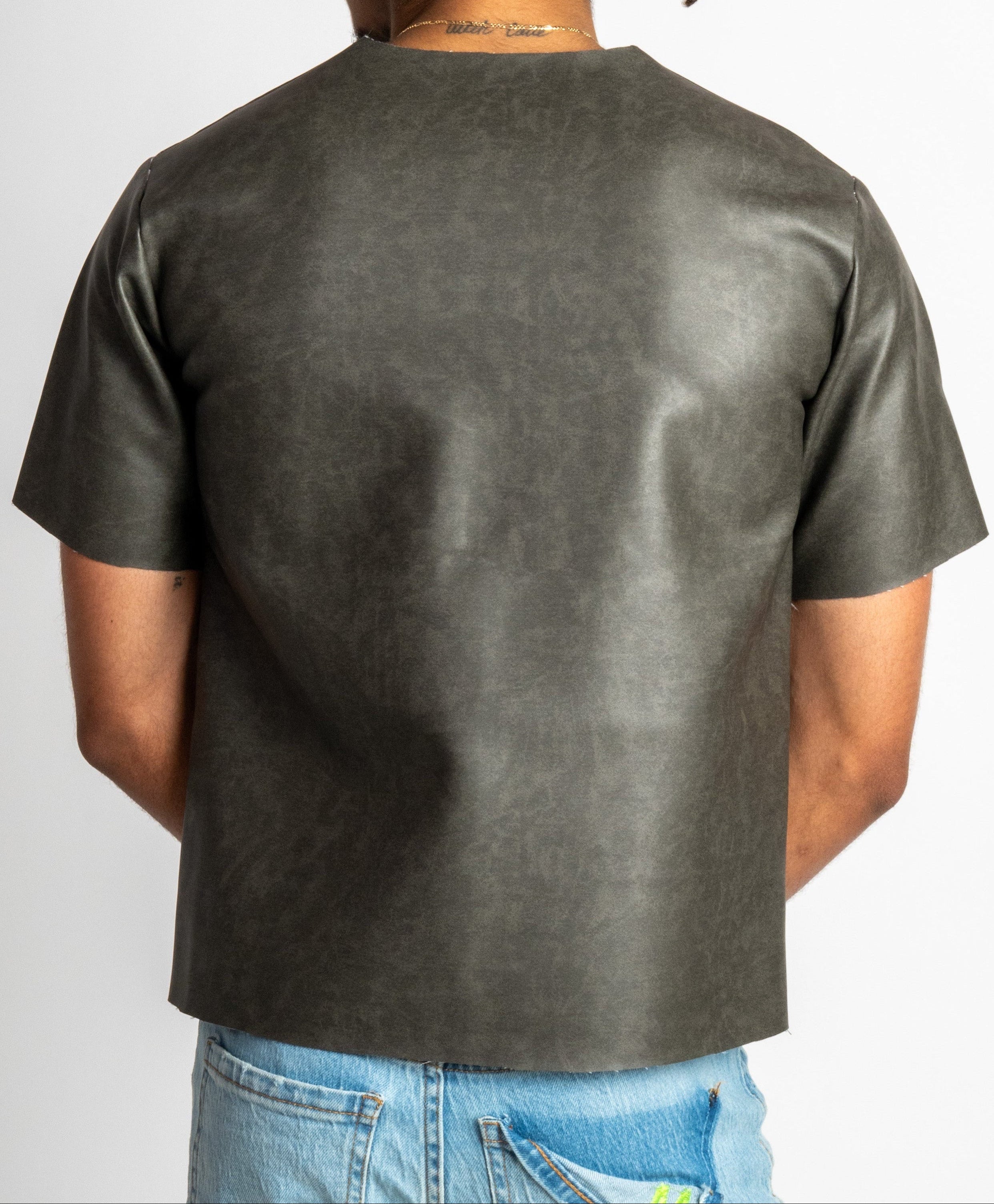 Sculpture Tee